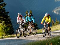 Sommerurlaub - Radfahren in den Zillertaler Bergen